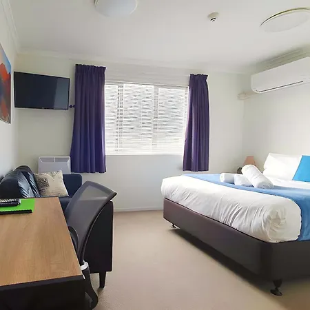 Cozy Studio With Heat Pump & Parking Near Hospital Hamilton Exterior photo