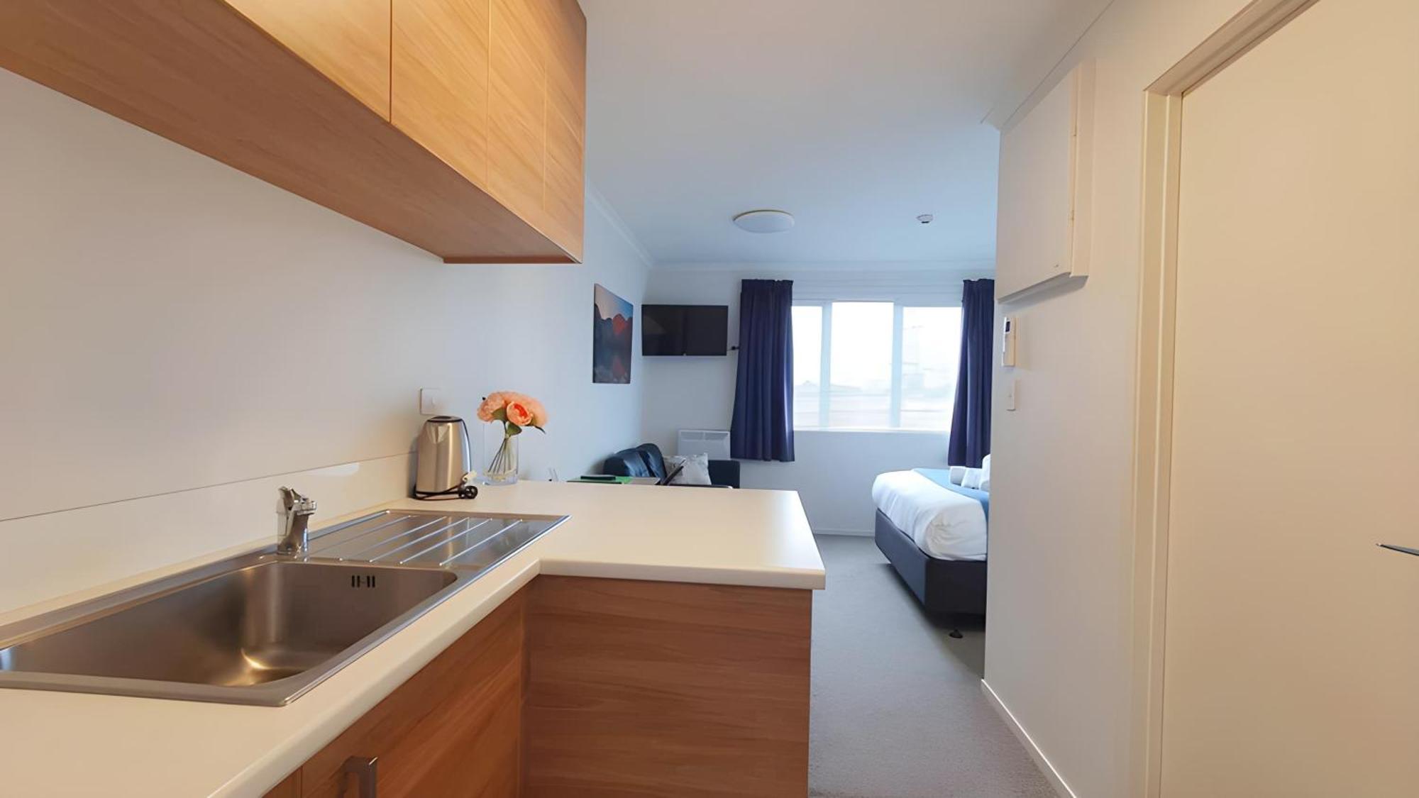 Apartment Cozy With Heat Pump & Parking Near Hospital